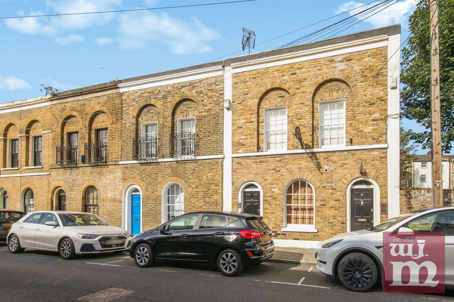 Aberavon Road, Mile End